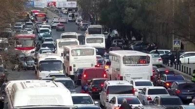 Bu yollarda sıxlıq var - SİYAHI
