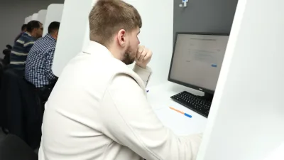 Xaricdə ali təhsil almış 30 nəfər peşə tanınması imtahanından keçdi