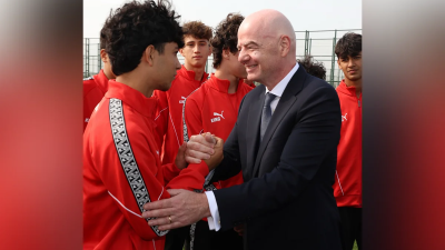 İnfantino Azərbaycan millisi ilə görüşündən paylaşım edib