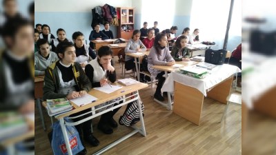 Kənd məktəblərinə də savadlı müəllimlər göndərilməlidir - Ekspert