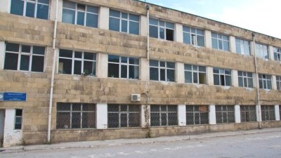 Sumqayıtda peşə məktəbinin yerində yaşayış binası tikilir? – Rəsmi CAVAB