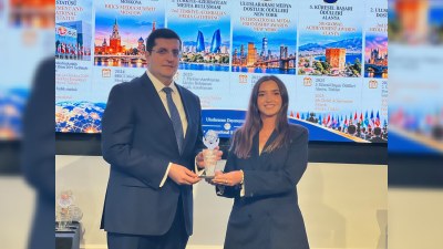 Londonda böyük media görüşü: Azərbaycanlı jurnalist mükafat aldı – FOTOLAR
