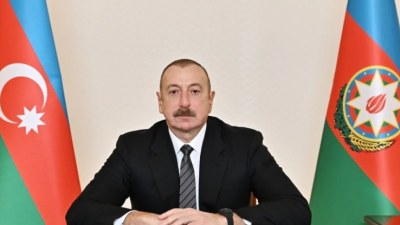 İlham Əliyev İraq prezidentini milli bayram münasibətilə təbrik etdi