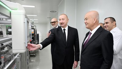 Prezident dərman istehsalı müəssisəsinin açılışında - FOTOLAR