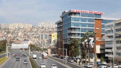 İzmir bələdiyyəsində korrupsiya əməliyyatları aparılıb