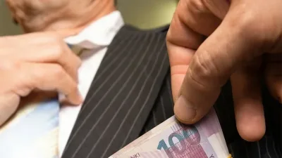 Korrupsiya şikayətlərində yanılanlar müdafiə olunacaq