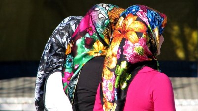 Qadın örtünməsinin tarixi və Qurani əsasları