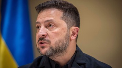 Zelenski: Rusiya Qara dənizi gəmiçilik üçün yararsız hala salmağa çalışır