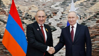 Paşinyan Putin'i aradı