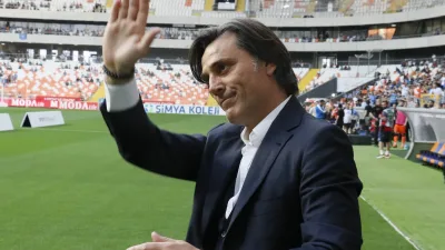 Montella 300 min avrodan imtina etdi