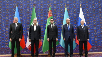 İlham Əliyev Xəzər Ekoloji Sammitində çıxış etdi