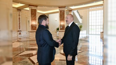 Kadırov Azərbaycanı Qarabağ zəfərinə görə təbrik etdi