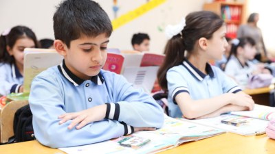Məktəb uşağa öz taleyini özü seçməyi öyrətməlidir - Deputat