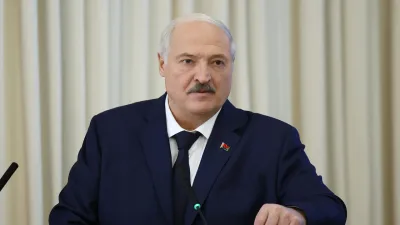 Lukaşenko Belarusun müharibəyə hazırlaşdığını açıqladı