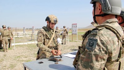 XTQ hərbi hissəsində vəzifəlilərin təlim toplanışı davam edir - FOTO