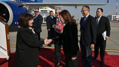 Sahibə Qafarova Qırğız Respublikasında səfərdədir