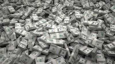 Ərinin hədiyyəsi sayəsində yarım milyon dollar qazandı