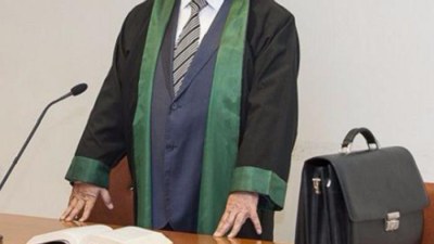 İki vəkilə töhmət verildi, dörd vəkilə isə xəbərdarlıq edildi
