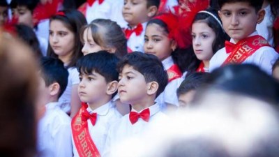 850 yerlik məktəbdə 2552 şagird oxuyur