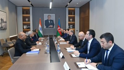 Ceyhun Bayramov hindistanlı həmkarı ilə geniş tərkibdə görüş keçirib