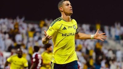 Ronaldo 982-ci qolunu vurdu