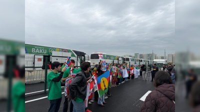 Bakıda Yeni Kaledoniya və Fransız Polineziyası komandalarına dəstək aksiyası keçirildi