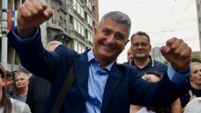Serbiyada Vuçiçin 14 illik iqtidarına son qoyan Sr­danoviç kimdir