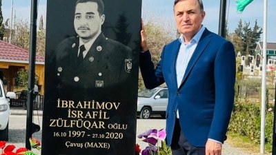 Mənsum İbrahimov şəhid olan qardaşı oğlunu yad etdi - FOTOLAR