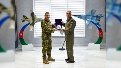 Hava Döyüş komandanlığında NATO heyəti ilə görüş keçirilib