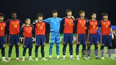 İspaniya millisi Bakıda çempion oldu
