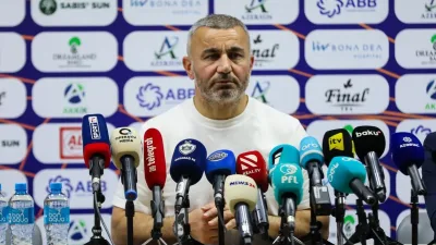  Qurbanov iki futbolçusunu cəzalandıracaq