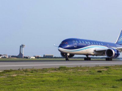 Naxçıvana uçan təyyarə geri qayıtdı