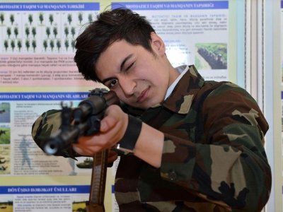 Universitetlərin hərbi kafedrası yenidən AÇILA BİLƏR