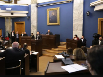 Gürcüstanda yeni hökumətə etimad proseduruna başlanıb