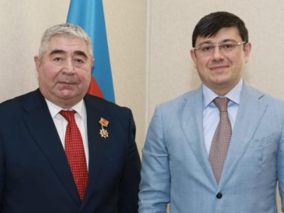 Fuad Muradov Çexiyada azərbaycanlı professorla görüşdü - FOTOLAR