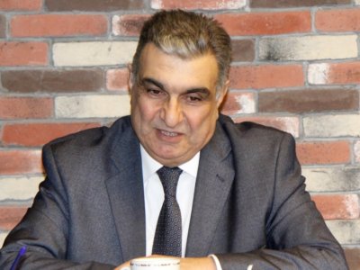 Mükafata layiq Əməkdar artist