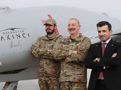 İlham Əliyev, Heydər Əliyev və Bayraktar... - FOTOLAR