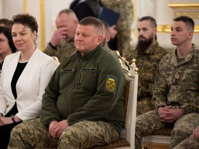 Zalujnı hazırda heç bir vəzifə tutmur