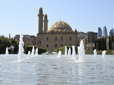 "Təzə Pir" məscidi ətrafındakı tarixi məhəllə yenidən qurulacaq