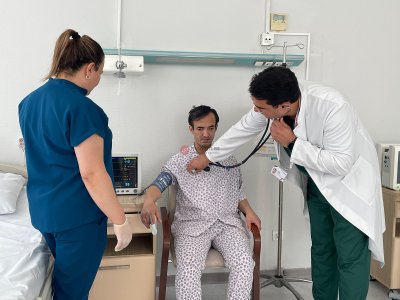 Azərbaycanda İLK DƏFƏ - Ürək damarına kök hüceyrə transplantasiya edildi - FOTOLAR