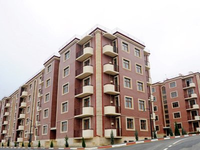 Кому передаются дома в Баку переселенцев, возвращающихся в Карабах? - Официальный ОТВЕТ