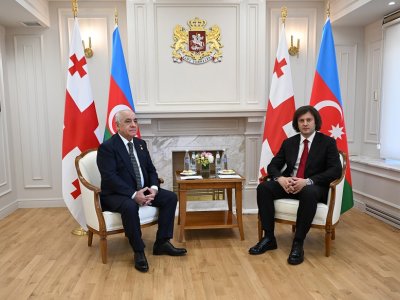 Состоялась тет-а-тет встреча премьер-министров - ФОТО