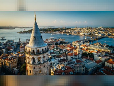 İstanbul'da deprem hissedildi - SON DAKİKA