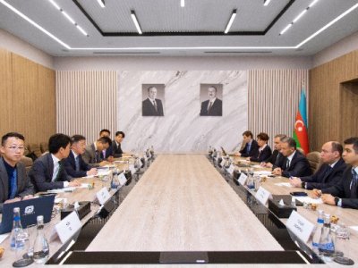 Nazir Rəşad Nəbiyev Hao Zhichen ilə görüşdü