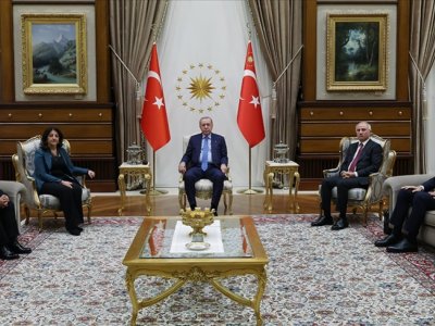 Ərdoğan kürd deputatlarla nələri müzakirə etdi?