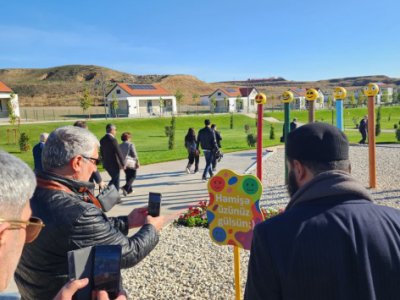 Diplomatlar Cəbrayılın Horovlu kəndində - FOTO