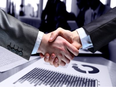 Baş nazir sahibkarlarla bağlı qərarda dəyişiklik etdi