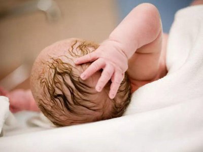 Siyəzəndə yeni doğulan körpə ÖLDÜ