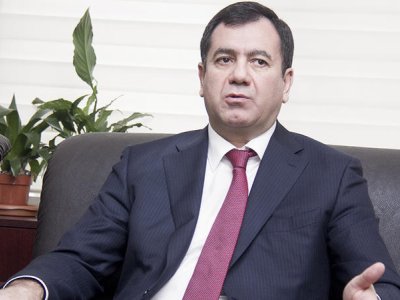 Deputat elektromobillərə güzəşt edilməsinə QARŞI ÇIXDI