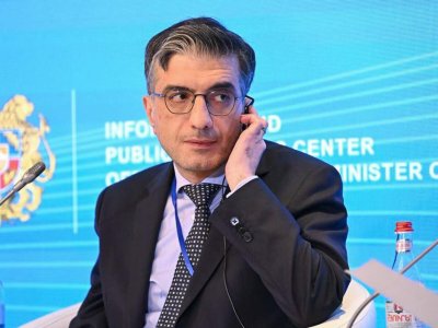 Azərbaycanlı politoloq İrəvanda çıxış etdi: “Sülhlə bağlı realist olmalıyıq”